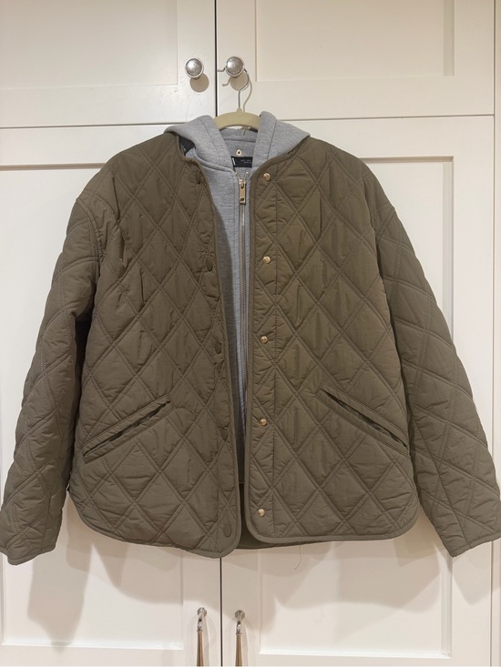 Zara Jackets & Blazers - Zara Olive Green Quilted Women's Puffer Jacket